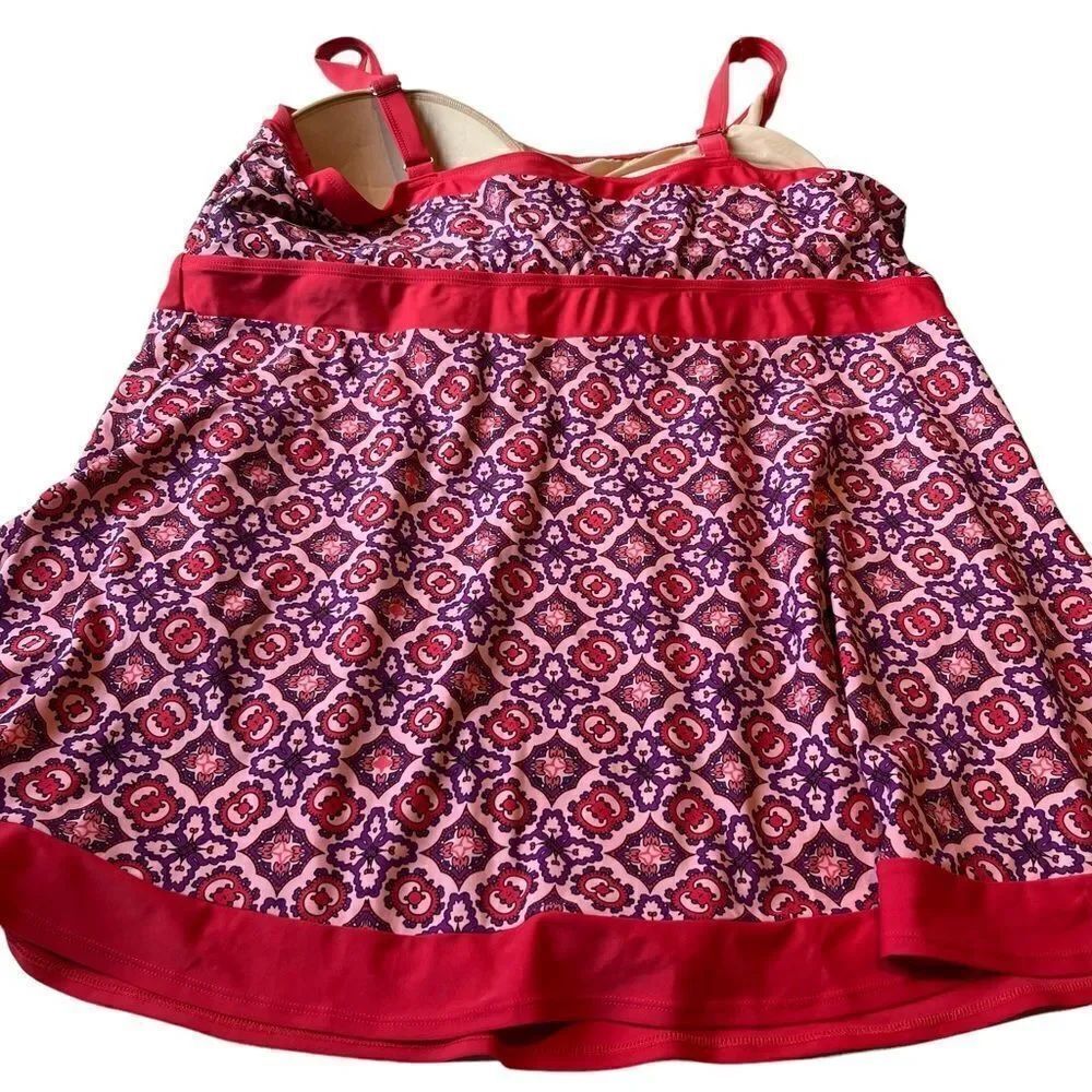 Swimsuits For All One Piece Swim Dress Size 30 Purple and Pink Print - Picture 4 of 14
